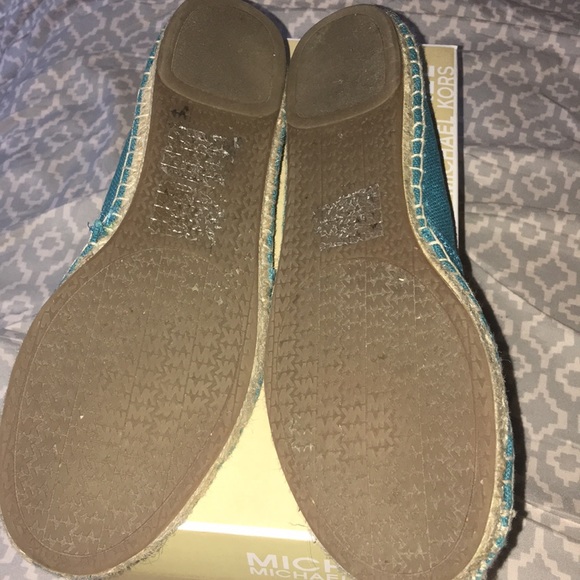 Michael Kors slip on - Picture 2 of 4